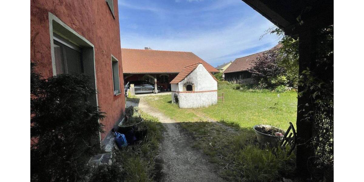 Bauernhaus, Landhaus Beratzhausen Schwarzenthonhausen - 6 Zimmer, 220 m&sup2;, 499.000&euro; | Angebot:26798288