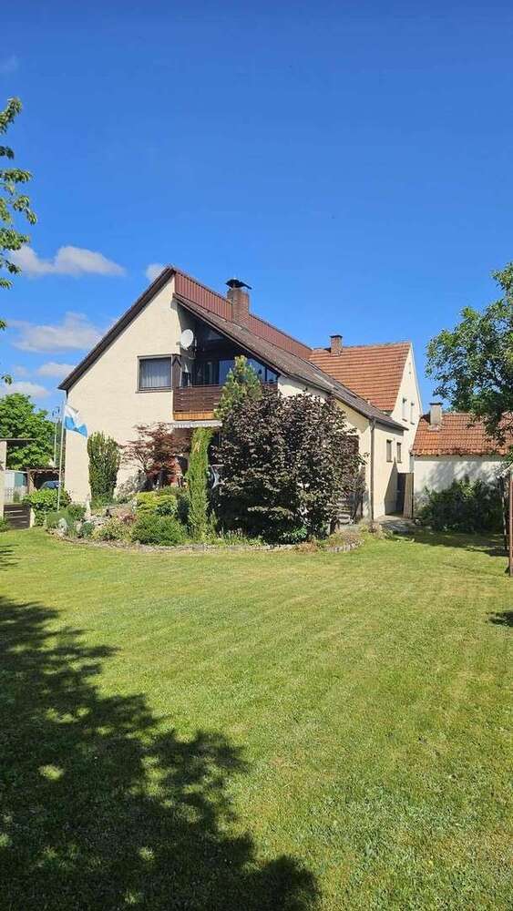 Haus zum Kaufen in Teublitz 325.000 € 160 m²