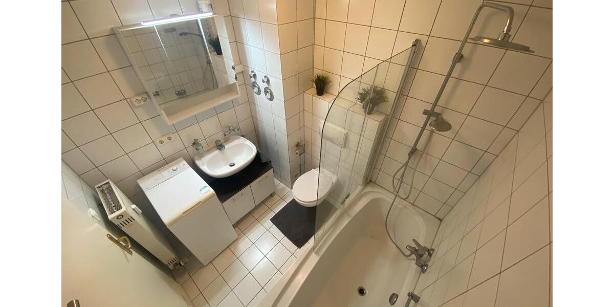 Dachgeschoßwohnung Regensburg Galgenberg - 1.5 Zimmer, 40 m&sup2;, 600&euro; | Angebot:26279181