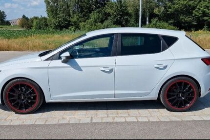 Seat Leon 182.000 km 7.400 &euro; Abensberg 93326