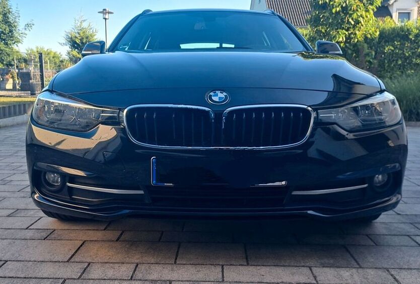 318