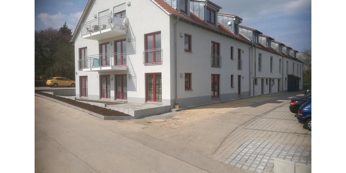 Dachgeschoßwohnung Regensburg Brandlberg - 1 Zimmer, 27 m&sup2;, 390&euro; | Angebot:26693027