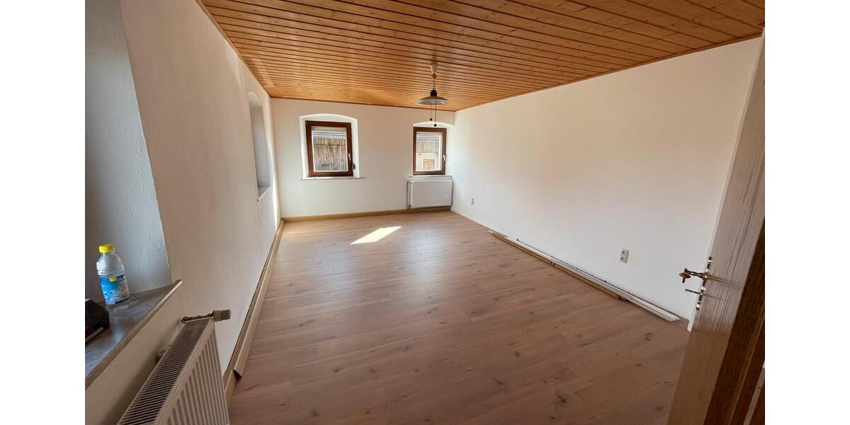 Etagenwohnung Laaber - 1 Zimmer, 50 m&sup2;, 400&euro; | Angebot:27609790