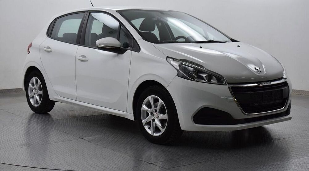 Peugeot 208 58.000 km 6.550 € Regensburg 93055