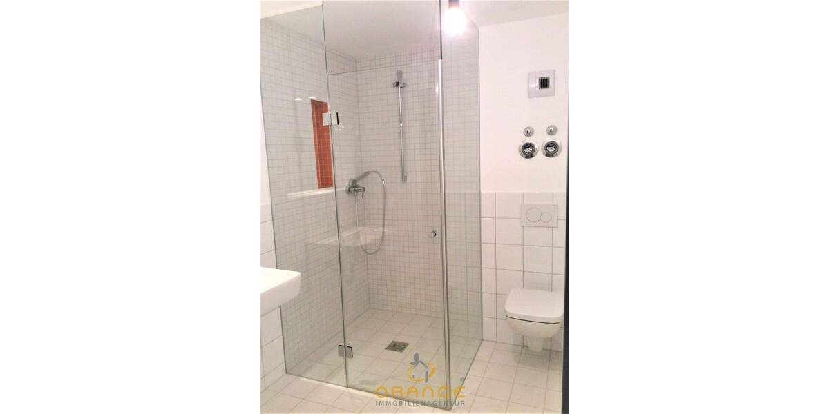 Etagenwohnung Regensburg Kumpfmühl-Ziegetsdorf-Neuprüll - 2 Zimmer, 68 m&sup2;, 340.000&euro; | Angebot:25524573