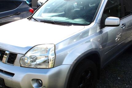 Nissan X-Trail 191.500 km 4.500 &euro; Maxhütte-Haidhof 93142