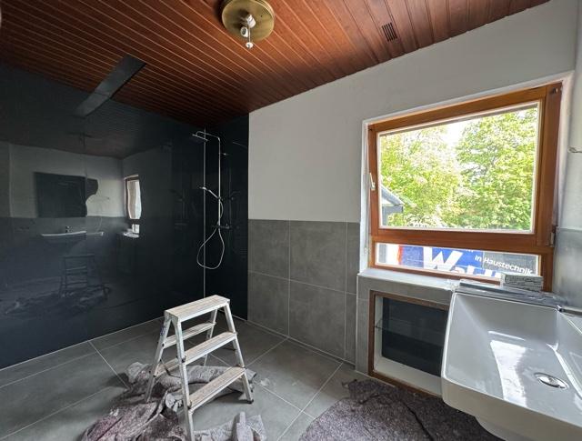 Erdgeschoßwohnung Deuerling - 3 Zimmer, 104 m&sup2;, 1.300&euro; | Angebot:26577853