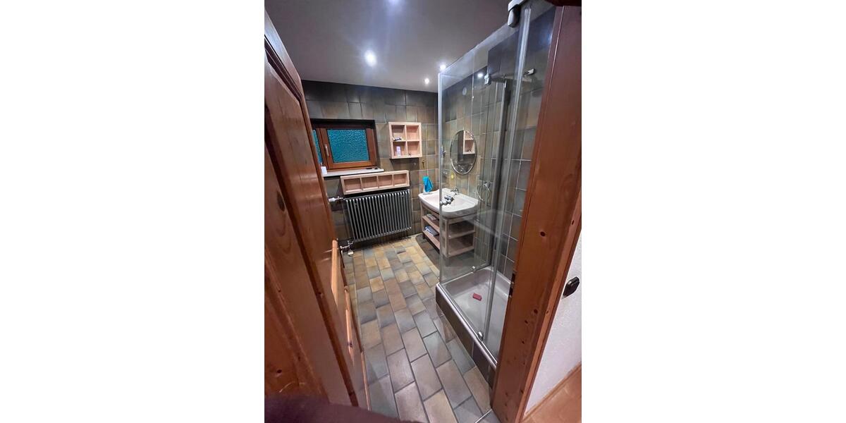 Einfamilienhaus Beratzhausen - 5 Zimmer, 200 m&sup2;, 1.740&euro; | Angebot:27614285