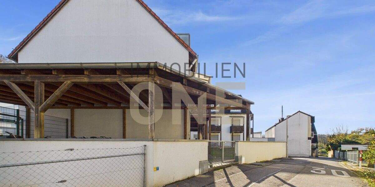 Sofort bezugsfrei! Saniertes 1-Zimmer Appartement mit Balkon und Tiefgaragenstellplatz 1 zimmer