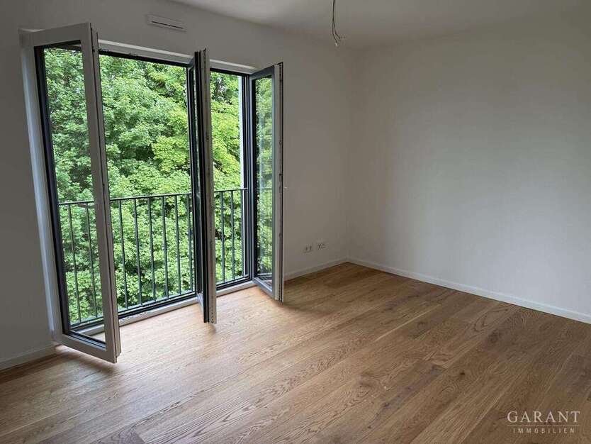 Wohnung zum Kaufen in Regensburg 999.700 € 130 m²