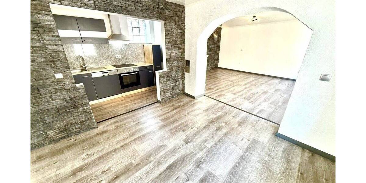 Etagenwohnung Burglengenfeld - 3 Zimmer, 105 m&sup2;, 229.000&euro; | Angebot:25702656