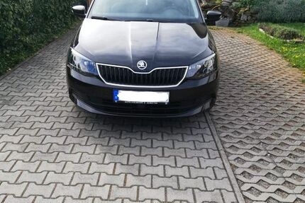 Skoda Fabia 133.200 km 7.300 &euro; Falkenstein 93167