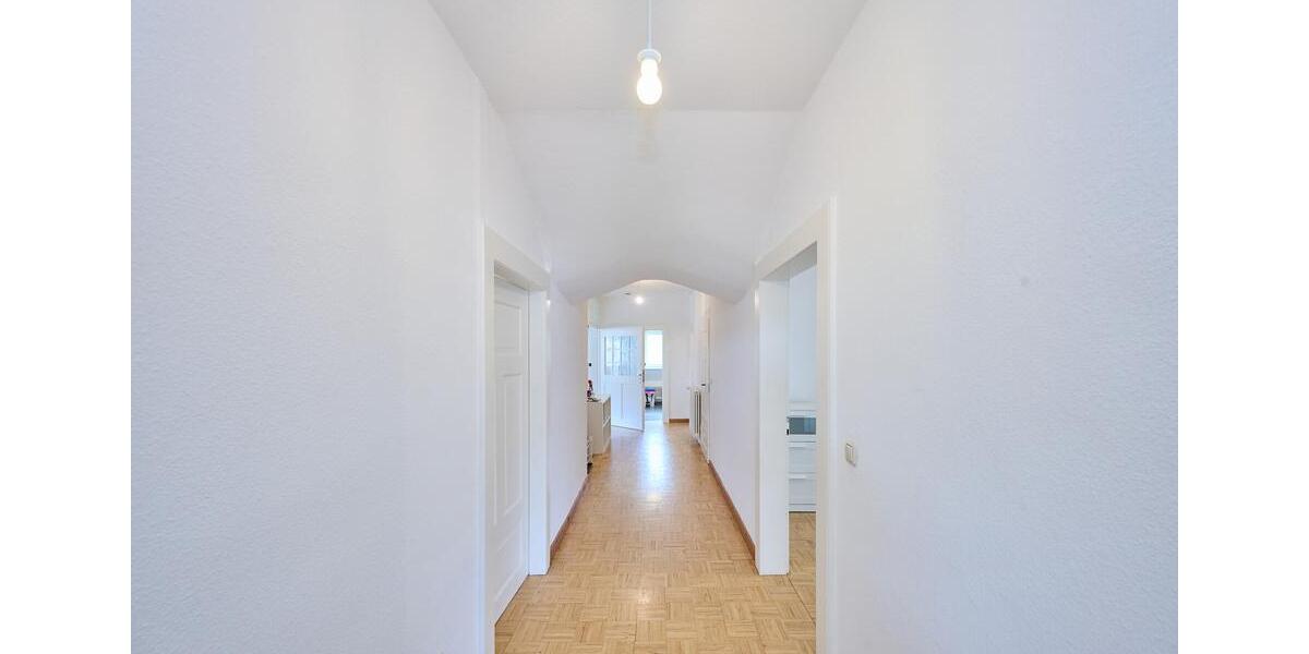 Etagenwohnung Regensburg Kumpfmühl - 4 Zimmer, 108 m&sup2;, 1.250&euro; | Angebot:26293169