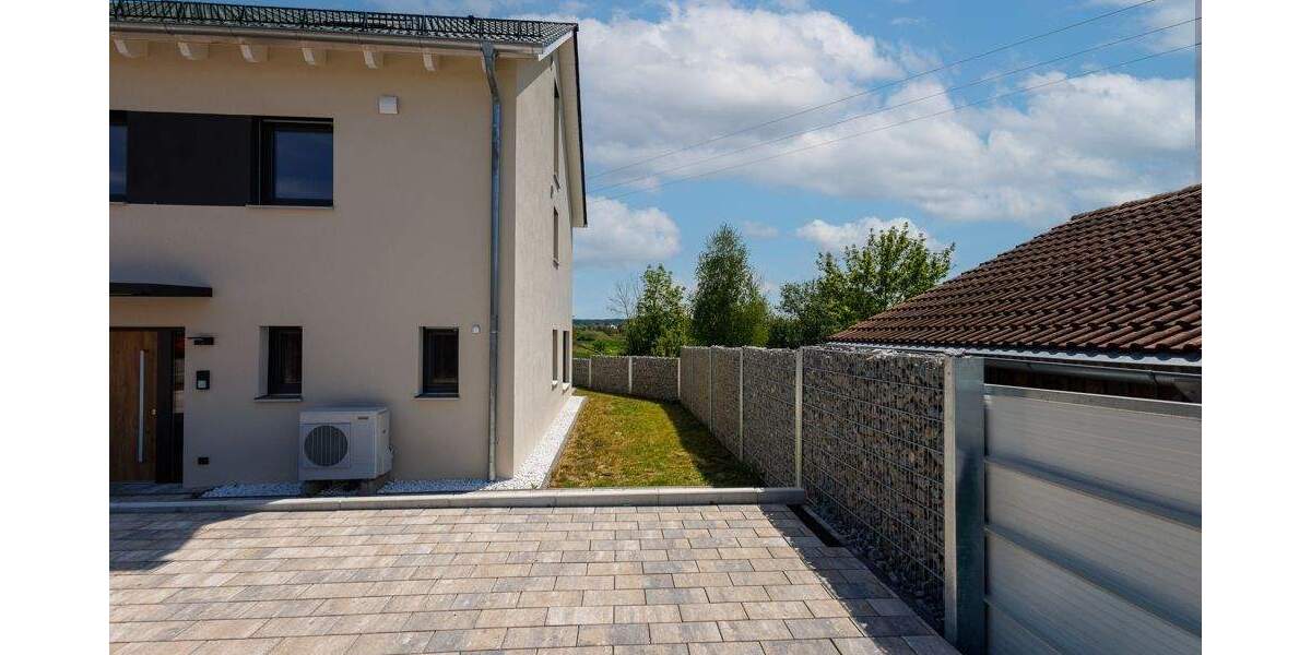 Reihenendhaus Langquaid - 5 Zimmer, 148 m&sup2;, 560.000&euro; | Angebot:25834896