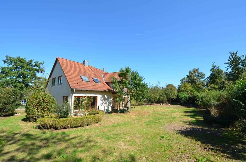 Haus zum Kaufen in Regensburg 998.000 € 208 m²
