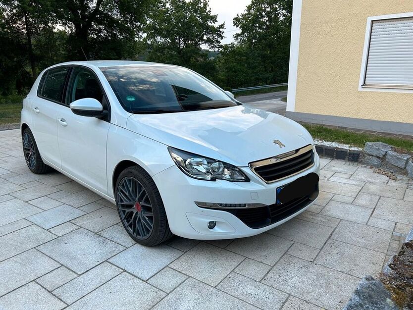 Peugeot 308 72.000 km 9.000 € Reichenbach 93189