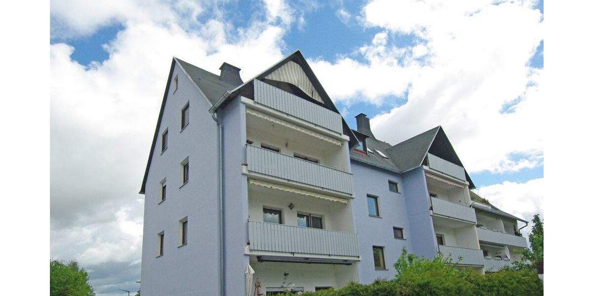 Etagenwohnung Regensburg Ostenviertel - 3 Zimmer, 87 m&sup2;, 790&euro; | Angebot:25775457