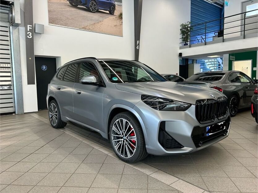 BMW X1 15.000 km 56.300 € Bernhardswald 93170