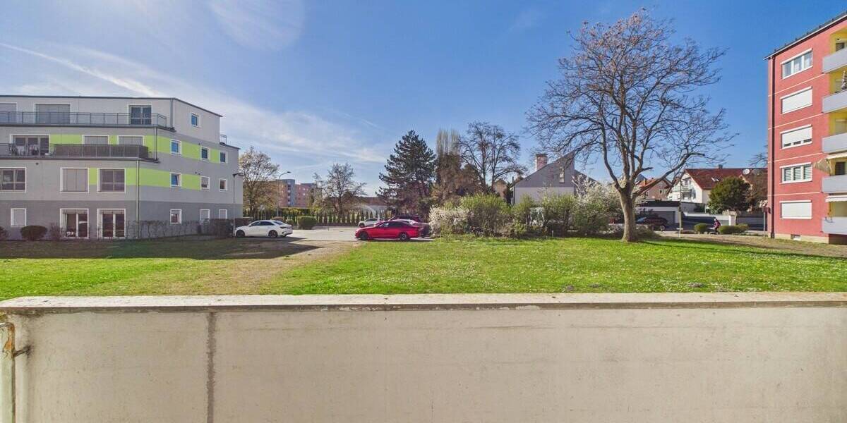 Etagenwohnung Neutraubling - 3 Zimmer, 65 m&sup2;, 189.000&euro; | Angebot:26220467