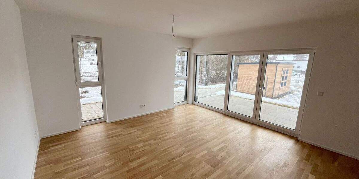 Etagenwohnung Wiesent - 3 Zimmer, 71 m&sup2;, 290.000&euro; | Angebot:24857388