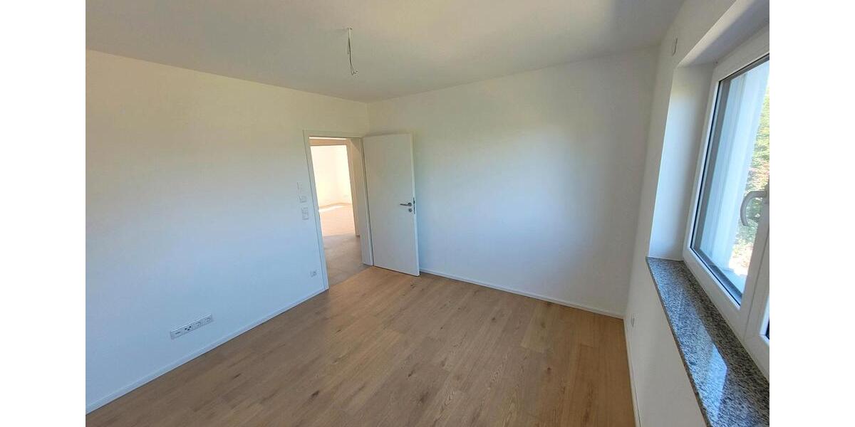 Doppelhaushälfte Obertraubling - 6 Zimmer, 141 m&sup2;, 699.000&euro; | Angebot:26750598
