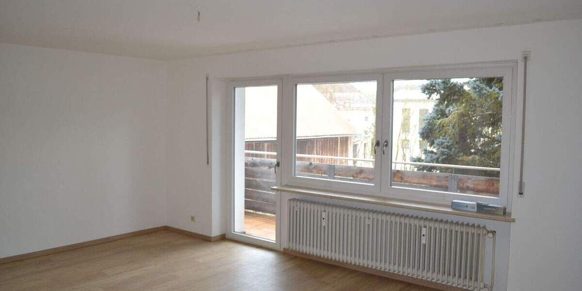 Etagenwohnung Zeitlarn - 2 Zimmer, 65 m&sup2;, 650&euro; | Angebot:25996553