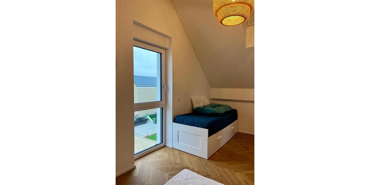 Reihenhaus Köfering - 5 Zimmer, 150 m&sup2;, 769.000&euro; | Angebot:23578819