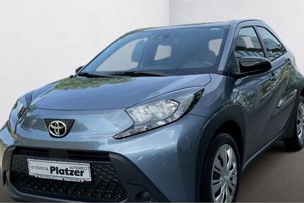 Toyota Aygo (X) 14.180 km 14.980 &euro; Regensburg 93055