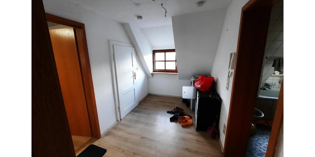 Dachgeschoßwohnung Regensburg Konradsiedlung - 2 Zimmer, 65 m&sup2;, 800&euro; | Angebot:26241920