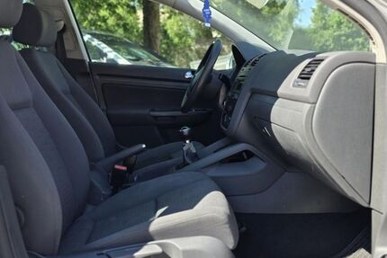 VW Golf 163.500 km 2.990 &euro; Regensburg 93059
