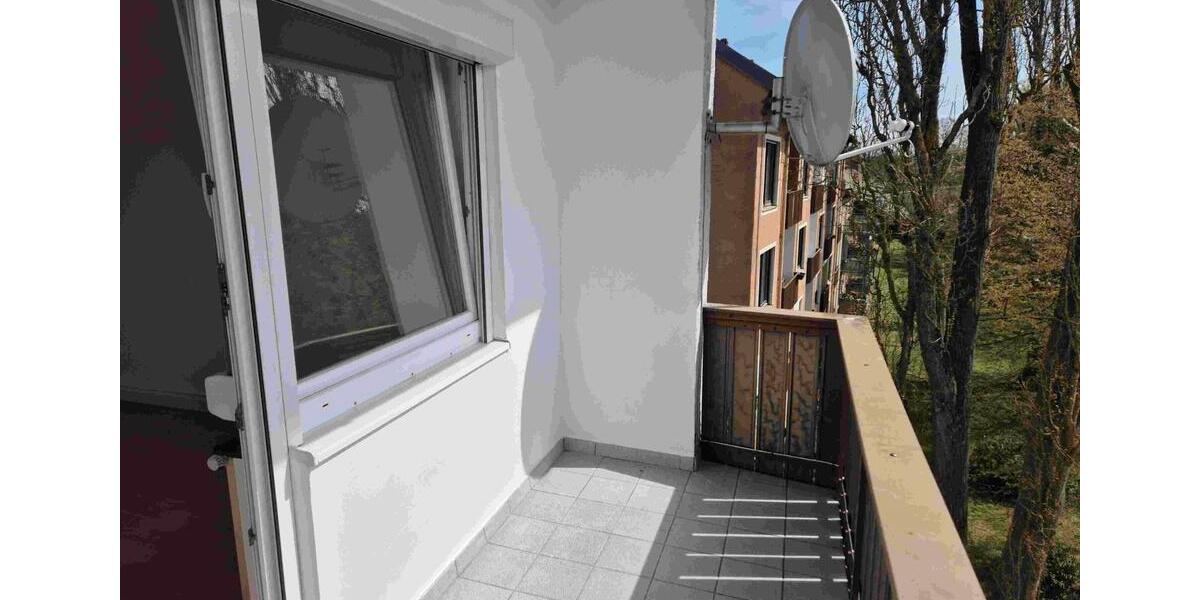 Etagenwohnung Sinzing - 3 Zimmer, 73 m&sup2;, 680&euro; | Angebot:26407139