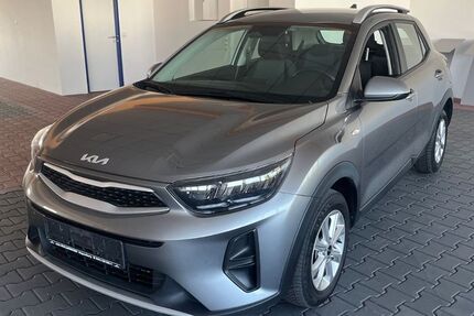 Kia Stonic 52.490 km 16.490 &euro; Regensburg 93057