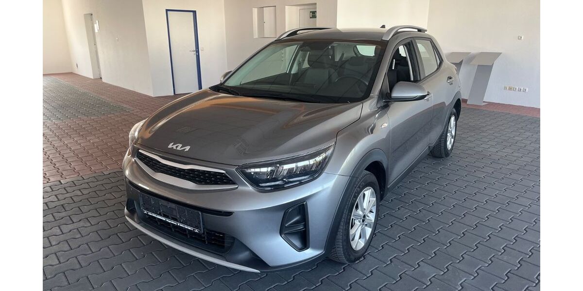 Kia Stonic 52.490 km 16.490 &euro; Regensburg 93057