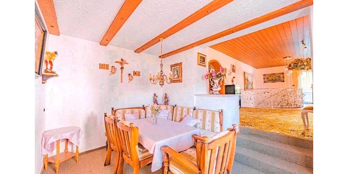 Einfamilienhaus Geiselhöring - 11 Zimmer, 300 m&sup2;, 749.000&euro; | Angebot:26276397