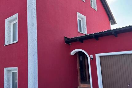 Wohnung Wenzenbach - 3 Zimmer, 90 m&sup2;, 900&euro; | Angebot:25509692