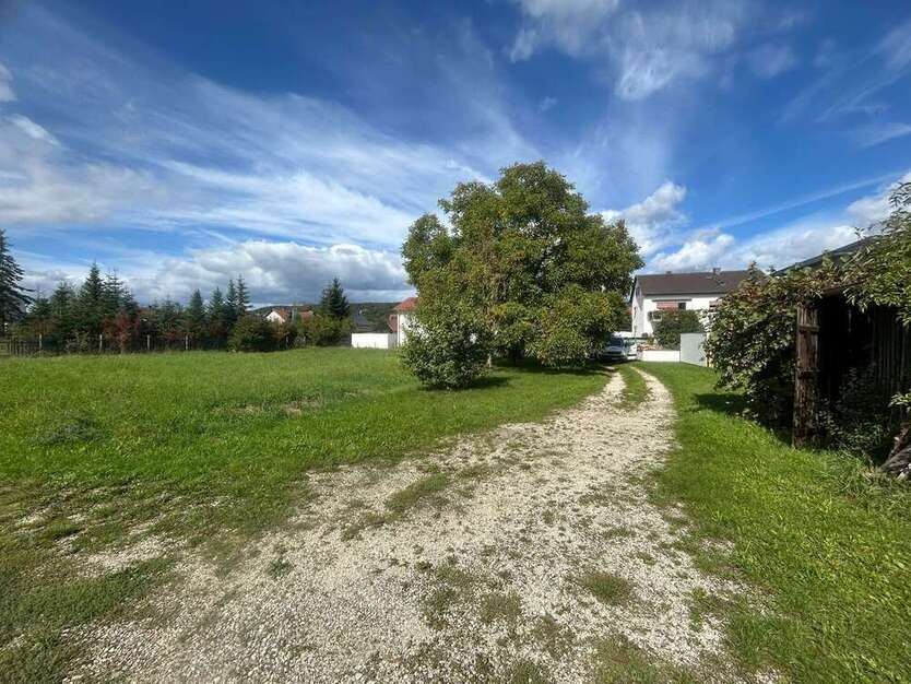 Grundstück zu verkaufen in Tegernheim 570.000 € 810 m²