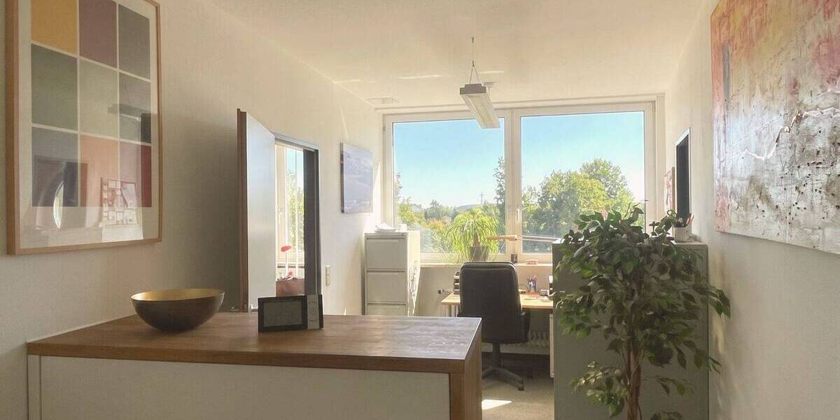 Gewerbeobjekt Regensburg Galgenberg - 3 Zimmer, 107 m&sup2;, 1.880&euro; | Angebot:26388934