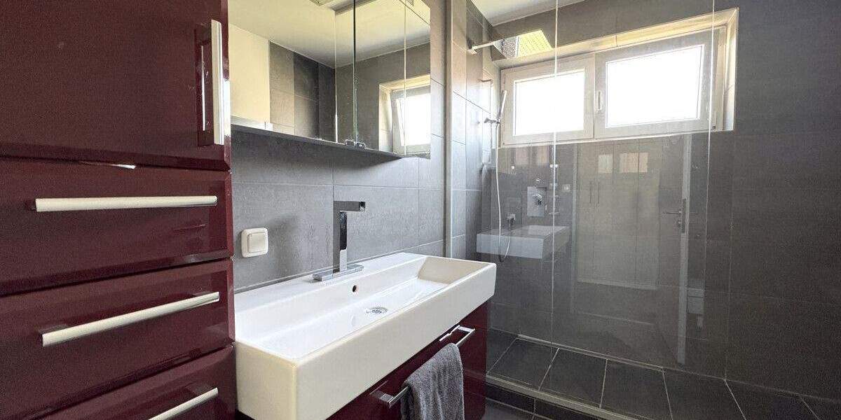 Etagenwohnung Regensburg Kasernenviertel - 2 Zimmer, 58 m&sup2;, 249.000&euro; | Angebot:25702586