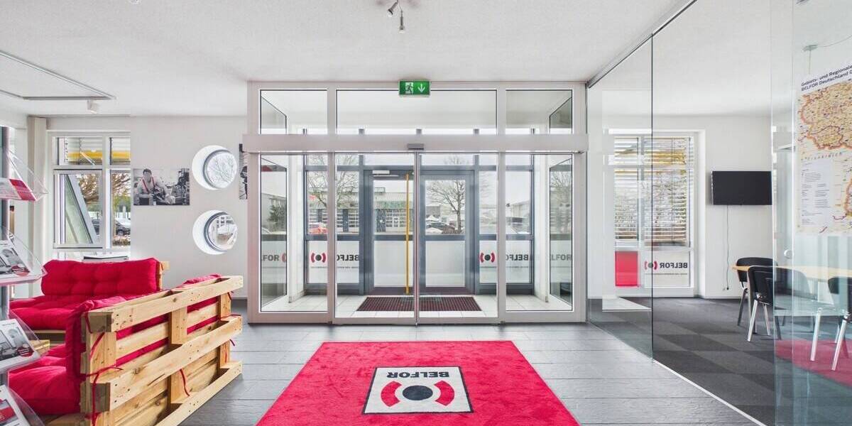 Gewerbeobjekt Neutraubling - 1.641.600&euro; | Angebot:25940488