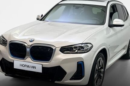 BMW iX3 36.500 km 40.819 &euro; Regensburg 93055