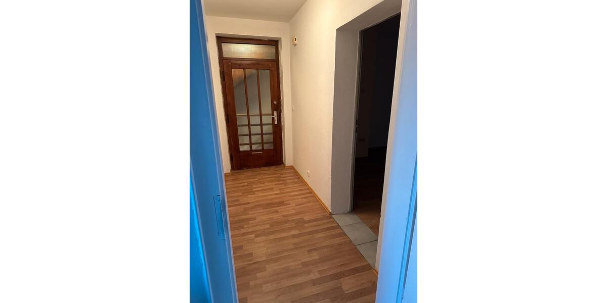 Etagenwohnung Langquaid - 3 Zimmer, 75 m&sup2;, 500&euro; | Angebot:26178361
