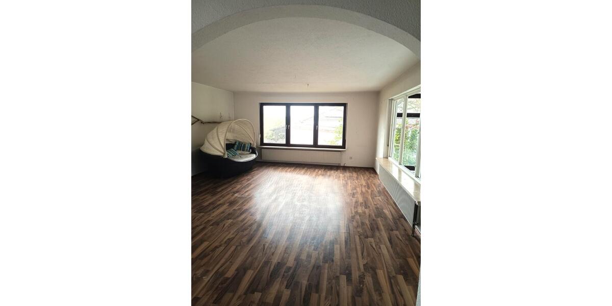 Bungalow Laaber - 9 Zimmer, 297 m&sup2;, 649.000&euro; | Angebot:27024635