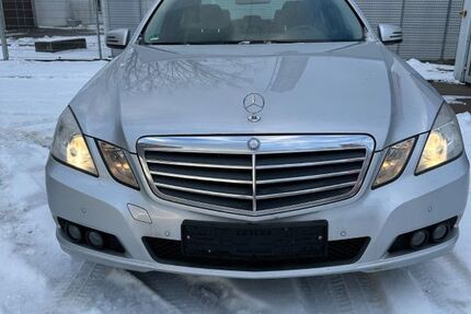 Mercedes-Benz E 220 270.174 km 7.100 &euro; Regensburg 93047