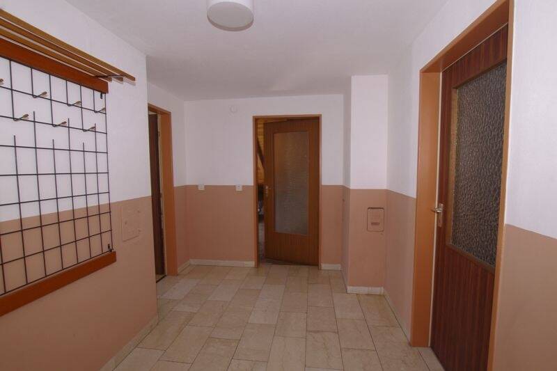 Mehrfamilienhaus, Wohnhaus Nittendorf Undorf - 6 Zimmer, 220 m&sup2;, 990.000&euro; | Angebot:23972768