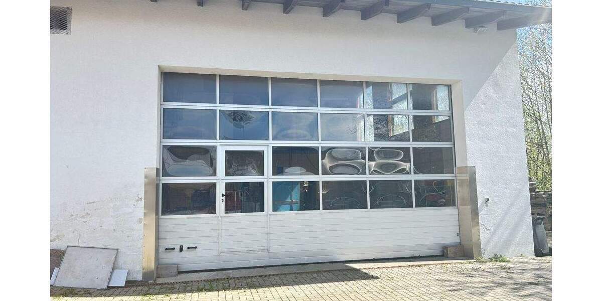 Metzgerei mit Schlachthaus, Laden und riesiger Wohnung zimmer