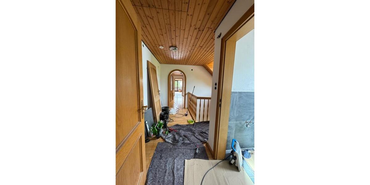 Dachgeschoßwohnung Deuerling - 4 Zimmer, 92 m&sup2;, 1.200&euro; | Angebot:26577851