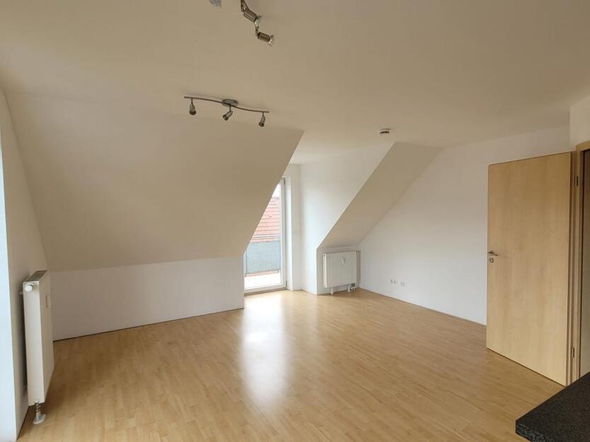 3 Zimmer EigentumswohnungETW + Balkon&Garten, PROVISIONSFREI