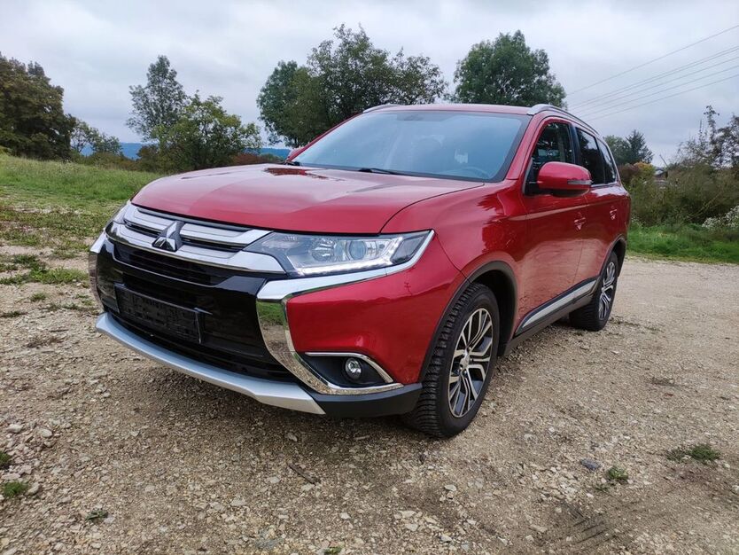 Mitsubishi Outlander 157.000 km 13.690 € Saal an der Donau 93342