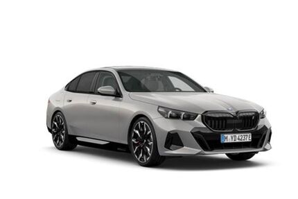 BMW i5 8.500 km 70.750 &euro; Regensburg 93055