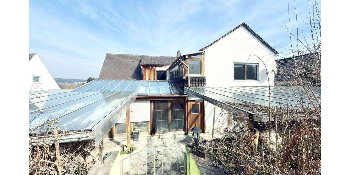 Einfamilienhaus Kelheim - 8 Zimmer, 220 m&sup2;, 294.900&euro; | Angebot:26885683